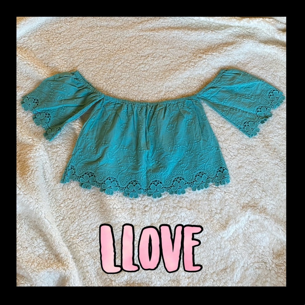 ❤️NWT❤️teal off the shoulder lace trim crop top